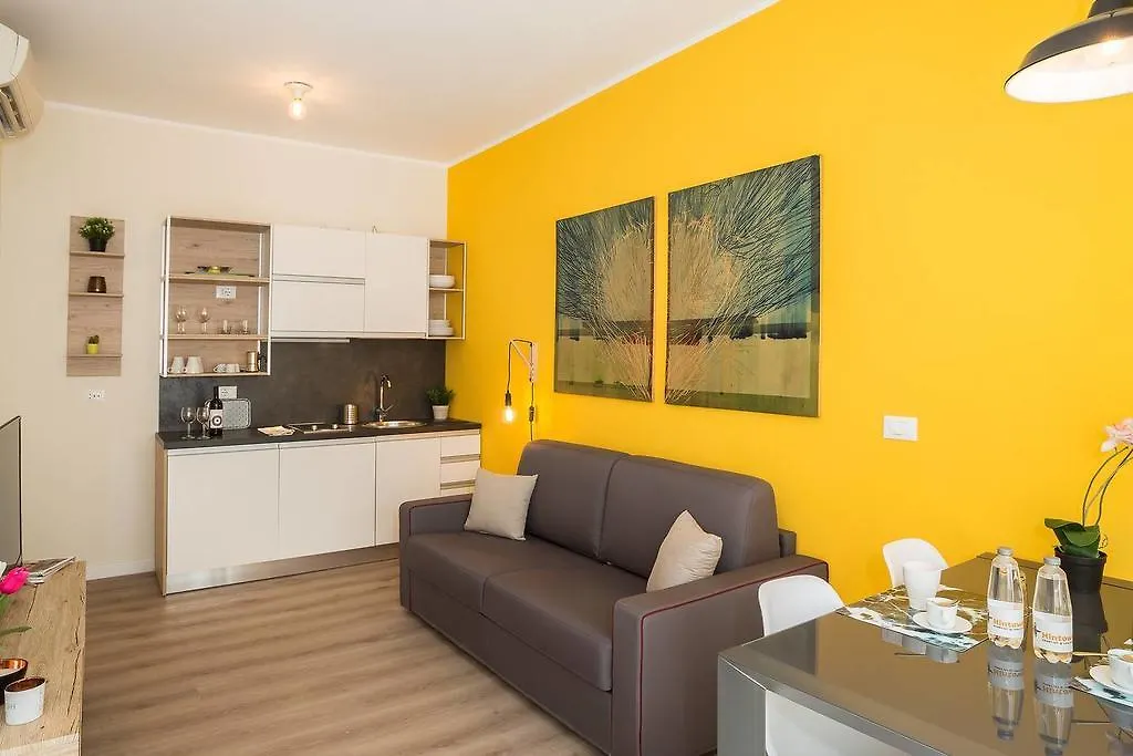 Hintown De Angeli Apartment Milan Italy