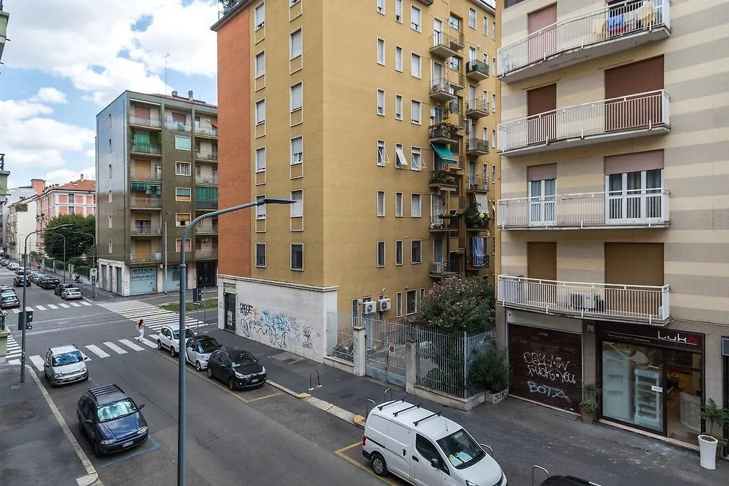 Hintown De Angeli Apartment Milan 0*,  Italy