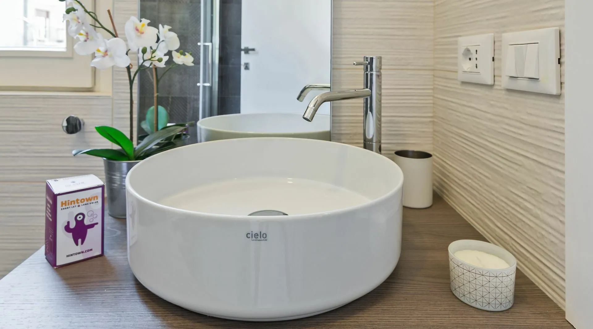 Hintown De Angeli Apartment Milan