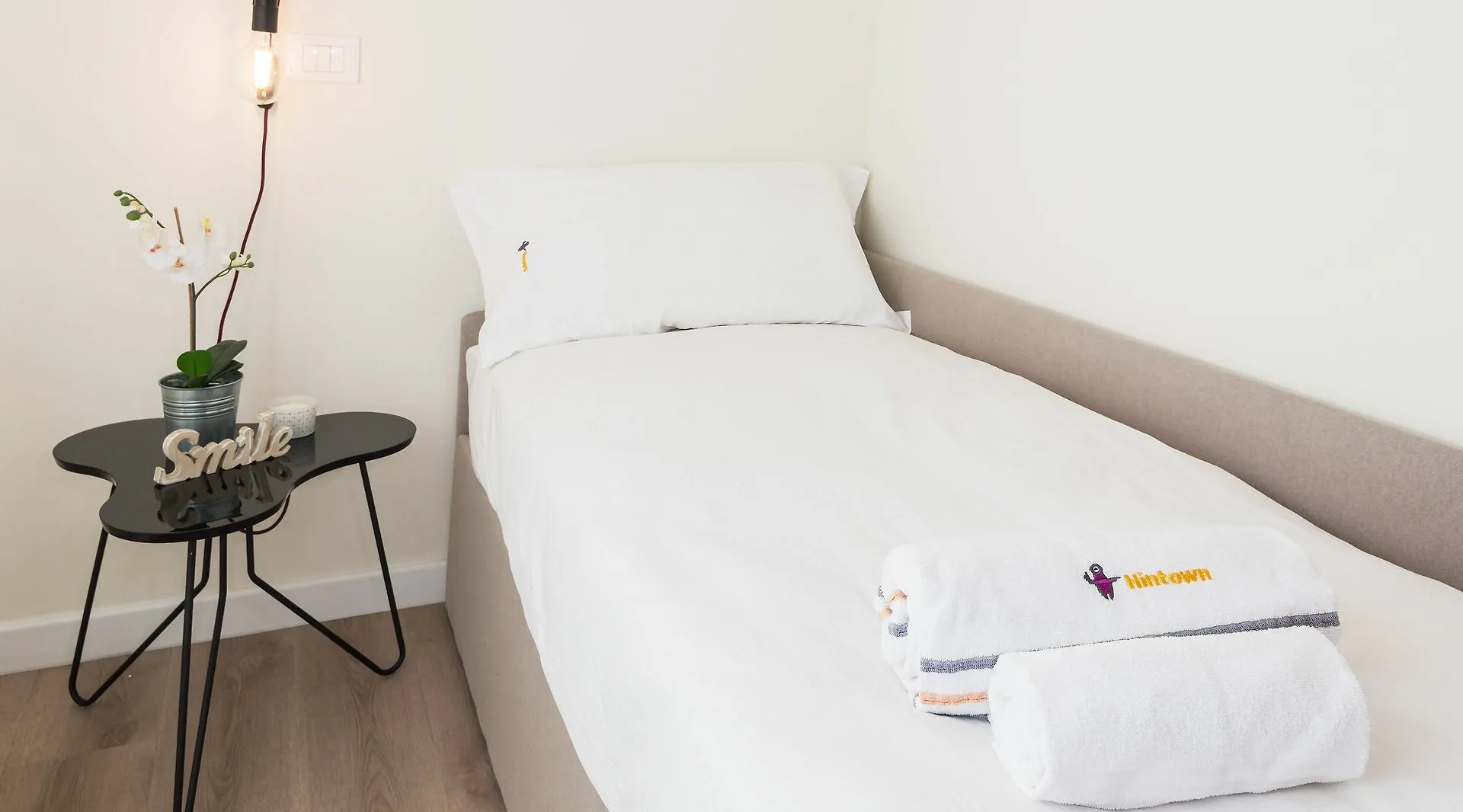Hintown De Angeli Apartment Milan Italy